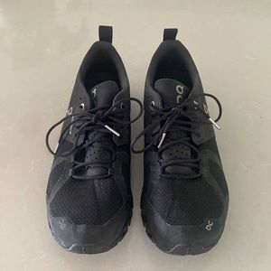 On Cloud Waterproof